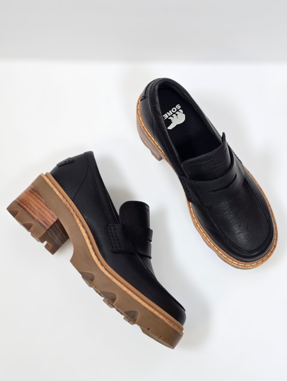 Sorel Joan Now City Black Leather Penny Loafer Chunky Lug Sole Sz 6.5